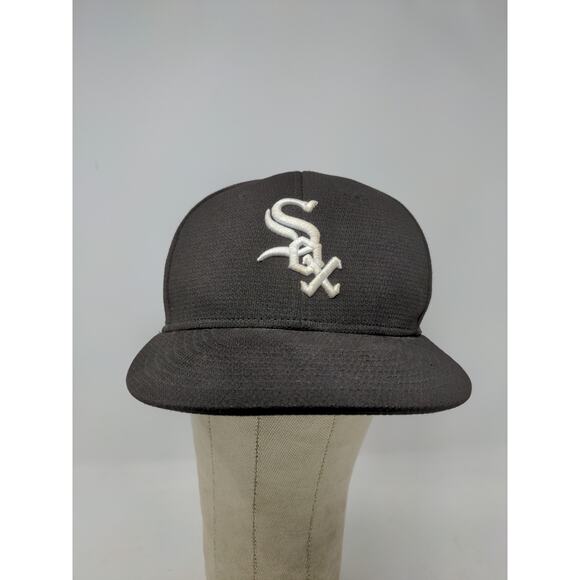 Team MLB Chicago White Sox Strapback Hat OSFM Black Embroidered Logo OC Sports - Picture 2 of 11